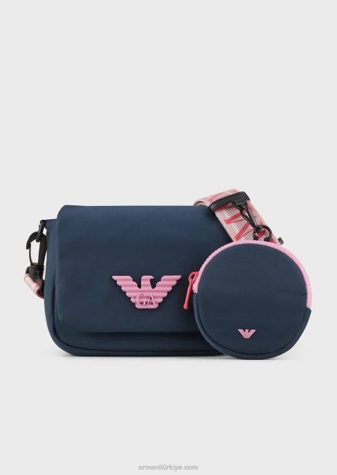 kız Armani kartal plakalı geri dönüştürülmüş naylon postacı çantasıT8HD2620