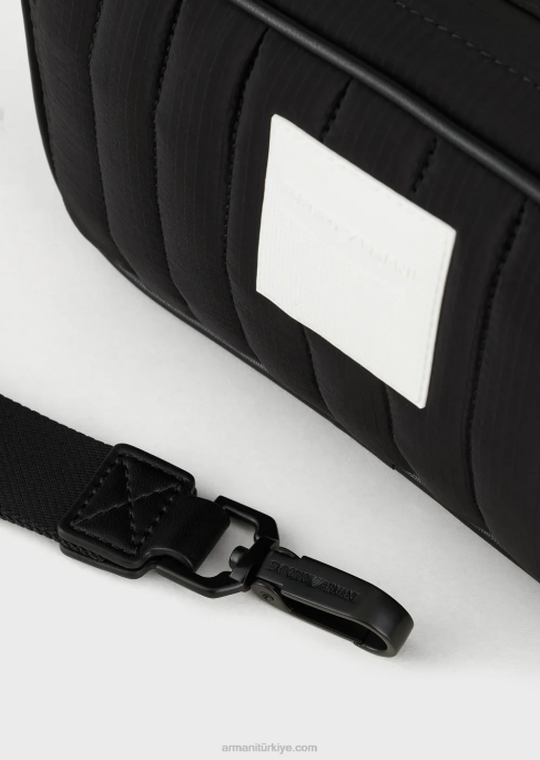 erkekler Armani geri dönüştürülmüş, kapitone yırtılmaz naylon yıkama torbası siyah T8HD2173