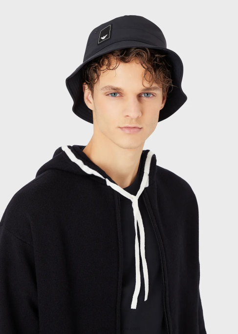 erkekler Armani seyahat şartları naylon cloche şapka lacivert T8HD2031