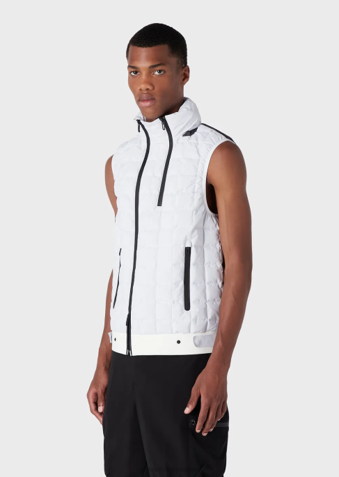 erkekler Armani travel essentials su tutmaz kapitone geri dönüştürülmüş naylon tam fermuarlı kolsuz şişme ceket beyaz T8HD1308