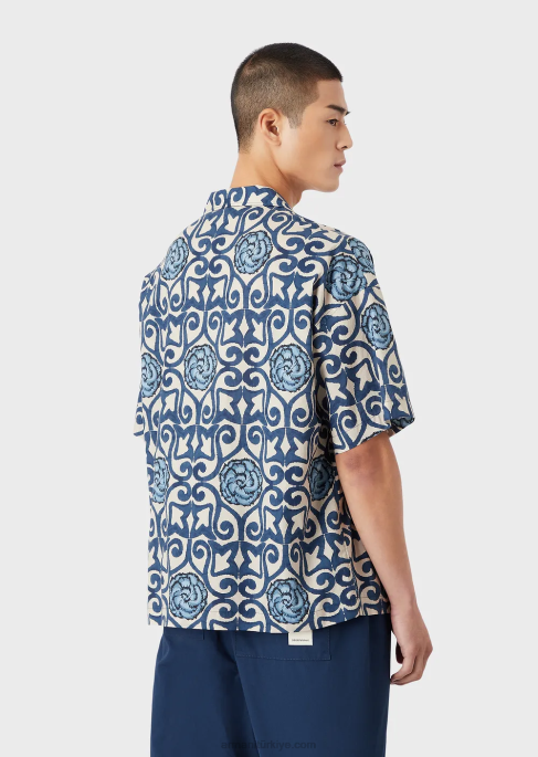 erkekler Armani Sürdürülebilir koleksiyon, tüm yüzeyi baskılı organik müslin kısa kollu gömlek model T8HD1076