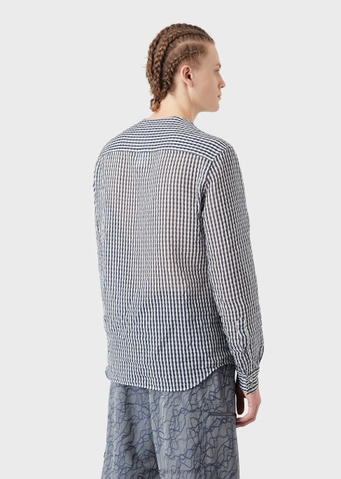 erkekler Armani iki tonlu ipek karışımlı gofre kumaşlı v yaka gömlek model T8HD1113