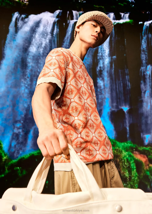 erkekler Armani sürdürülebilir koleksiyon koleksiyon desenli organik jakarlı jarse kazak model T8HD1685