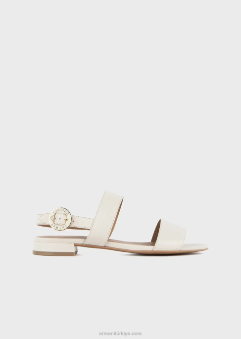 kadınlar Armani logo madalyonlu deri sandaletler beyaz T8HD535