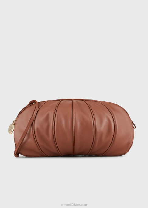 kadınlar Armani Nappa deri panelli büyük boy debriyaj çantaT8HD641
