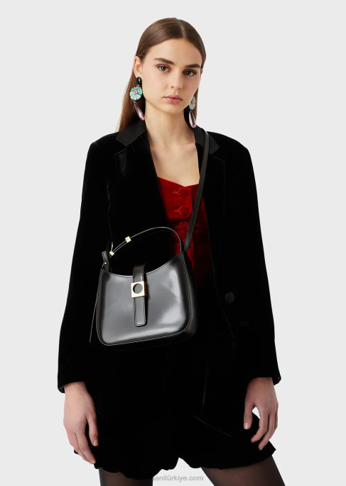 kadınlar Armani fırçalanmış deri askılı berduş çantası siyah T8HD636