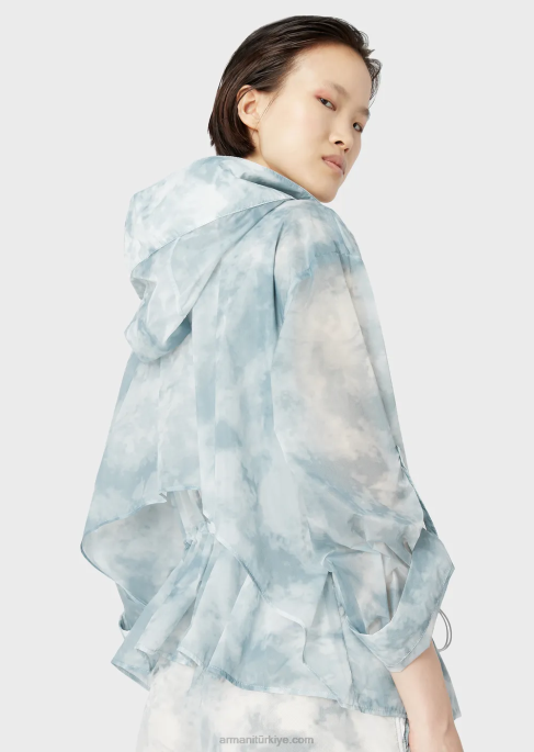 kadınlar Armani Gökyüzü efektli degrade baskılı naylondan kapüşonlu, fermuarlı bluz model T8HD241