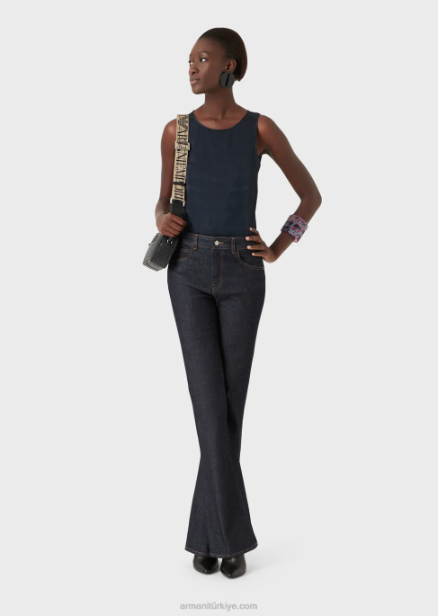 kadınlar Armani j47 orta yüksek belli, hafif yıpranmış görünümlü, kloş, streç kot pantolon lacivert T8HD2763
