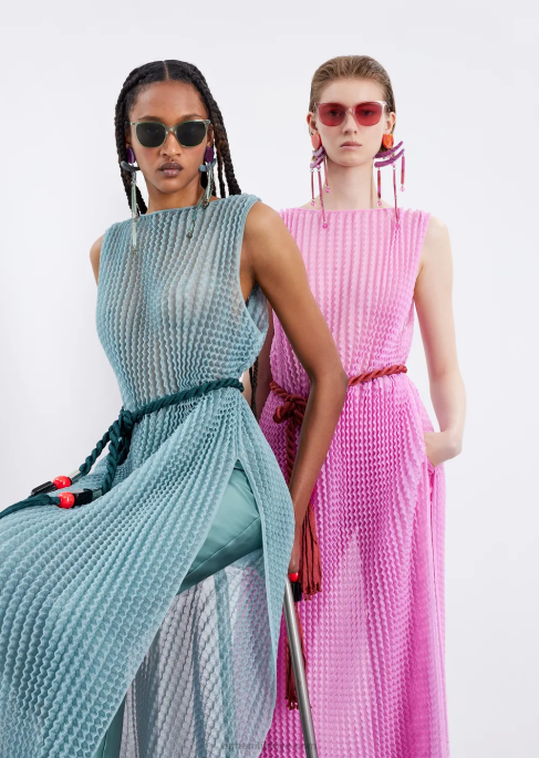 kadınlar Armani şantung-ipek karışımlı, yüksek belli, kırışıklı 7/8 pantolonT8HD318