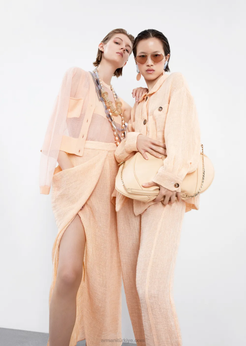 kadınlar Armani yarı transparan viskon triko topT8HD215